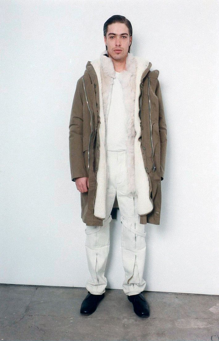 Helmut Lang fashion show for Autumn/Winter 1999