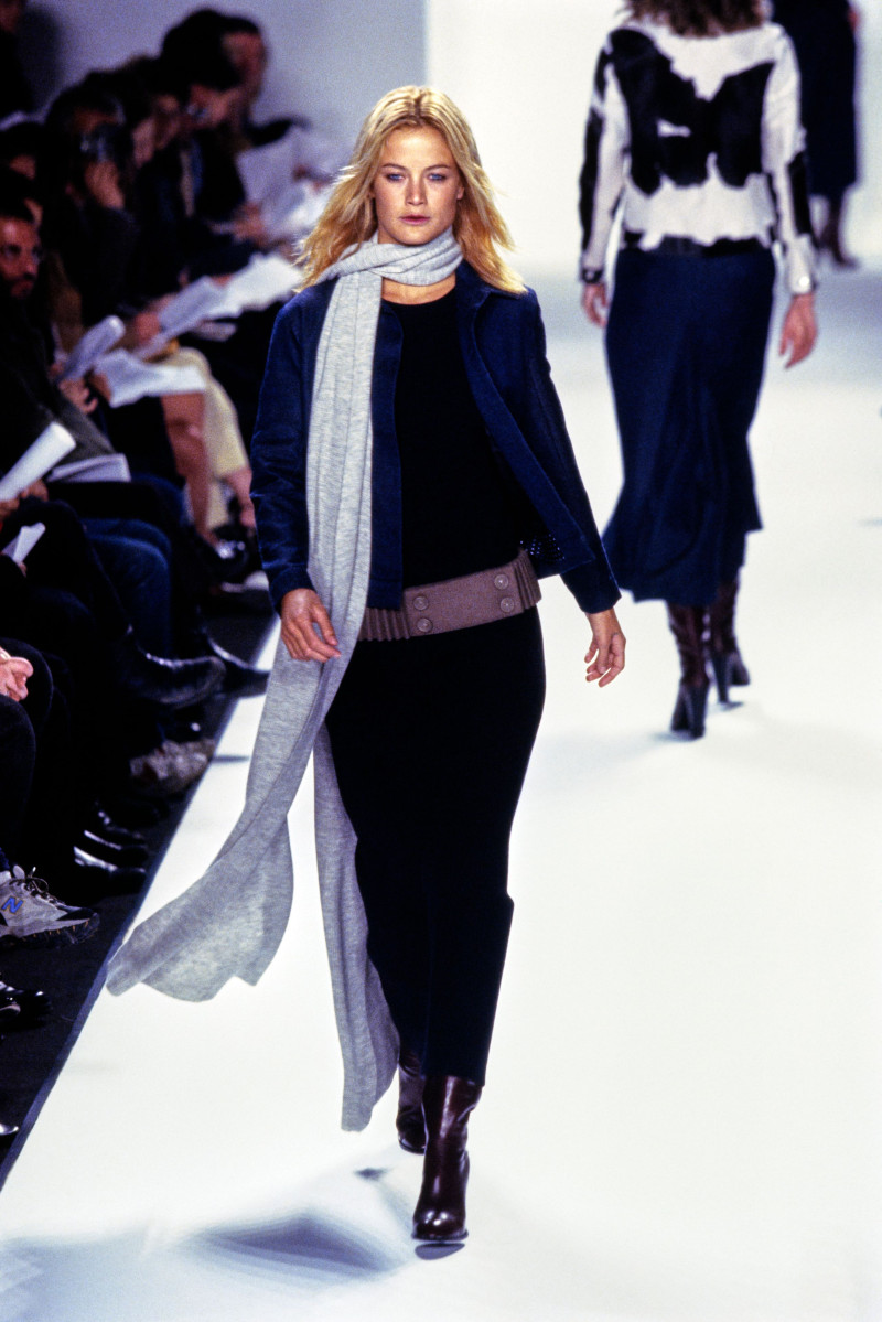 Marc Jacobs fashion show for Autumn/Winter 1999