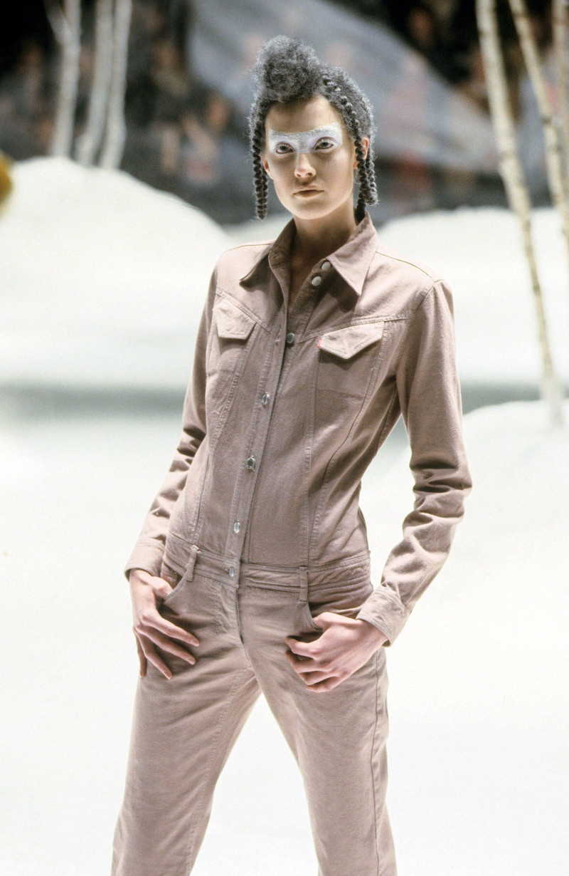 Alexander McQueen fashion show for Autumn/Winter 1999