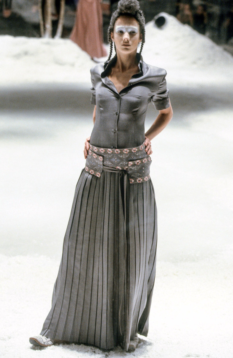 Alexander McQueen fashion show for Autumn/Winter 1999
