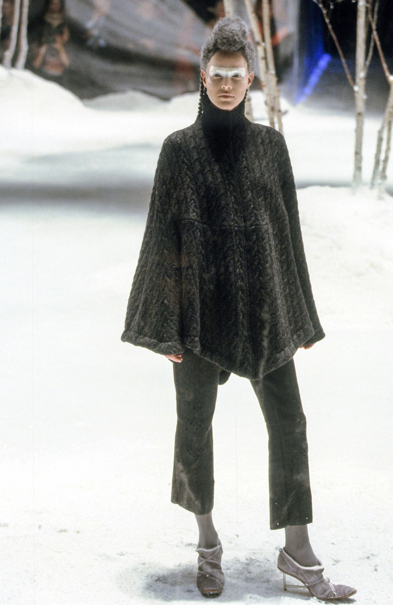 Alexander McQueen fashion show for Autumn/Winter 1999