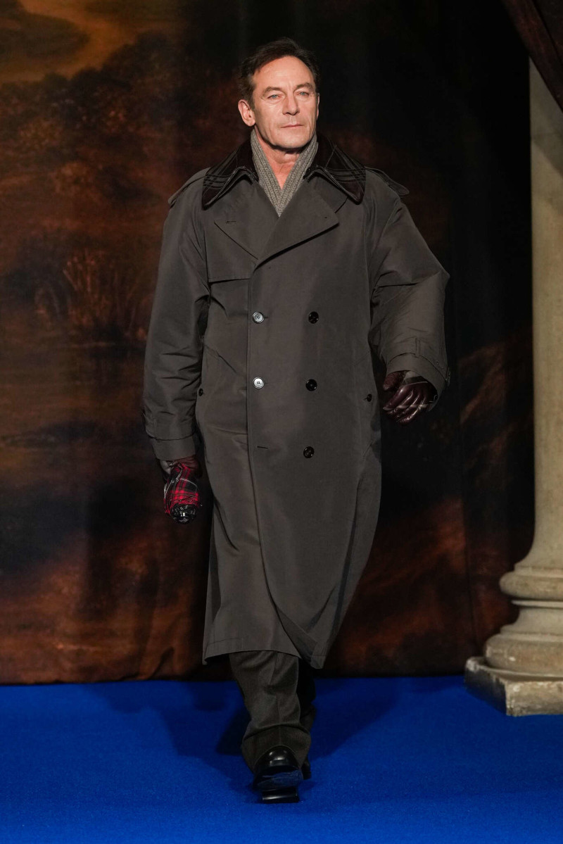 Burberry fashion show for Autumn/Winter 2025