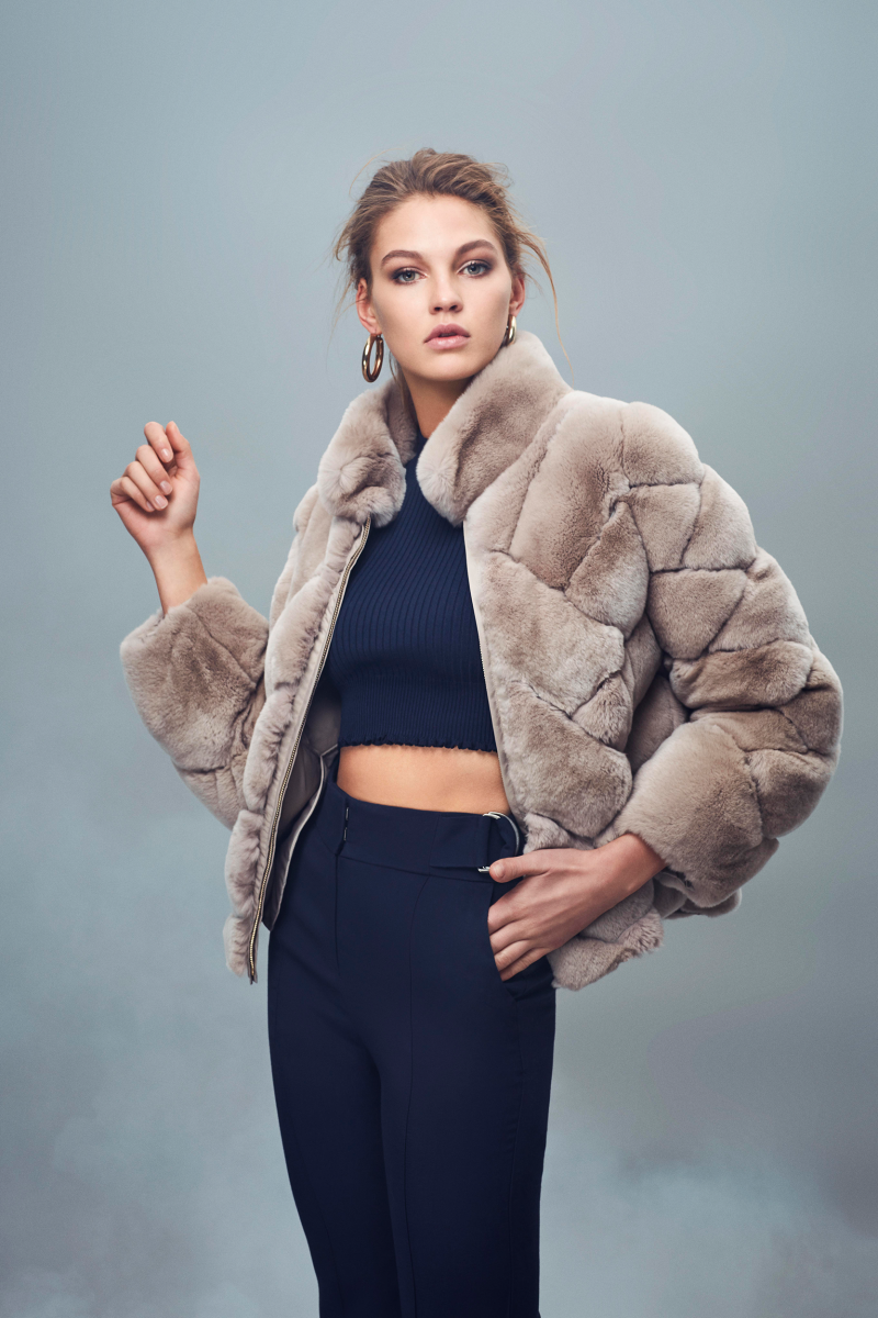 Daria Mikolajczak featured in  the Punto Collection lookbook for Winter 2017