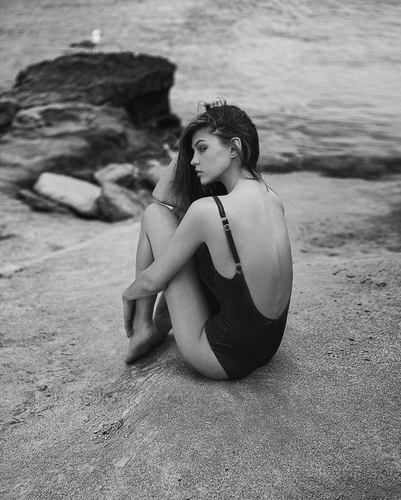 Daria Mikolajczak featured in  the Marina Abagnale advertisement for Summer 2020