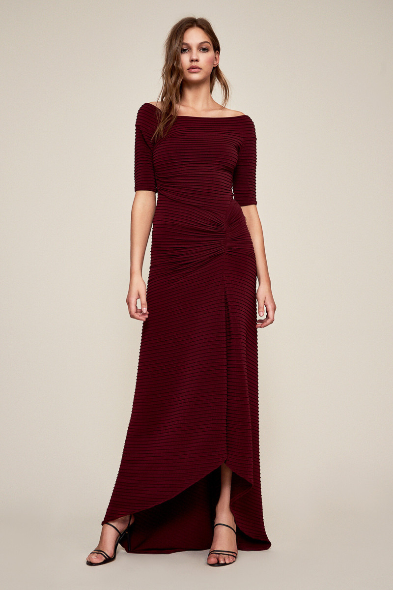Daria Mikolajczak featured in  the Tadashi Shoji catalogue for Autumn/Winter 2020