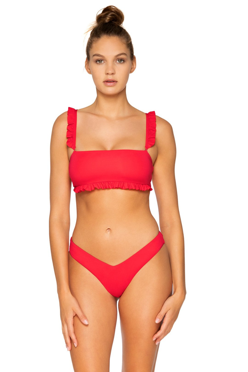 Daria Mikolajczak featured in  the B. Swim catalogue for Summer 2021