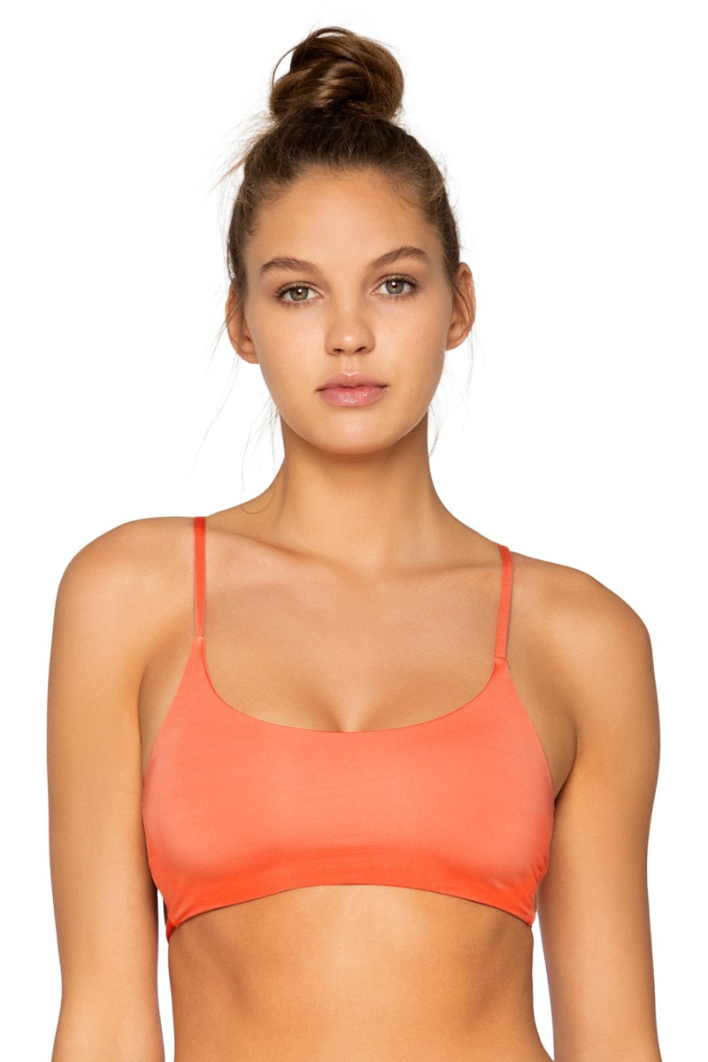 Daria Mikolajczak featured in  the B. Swim catalogue for Summer 2021