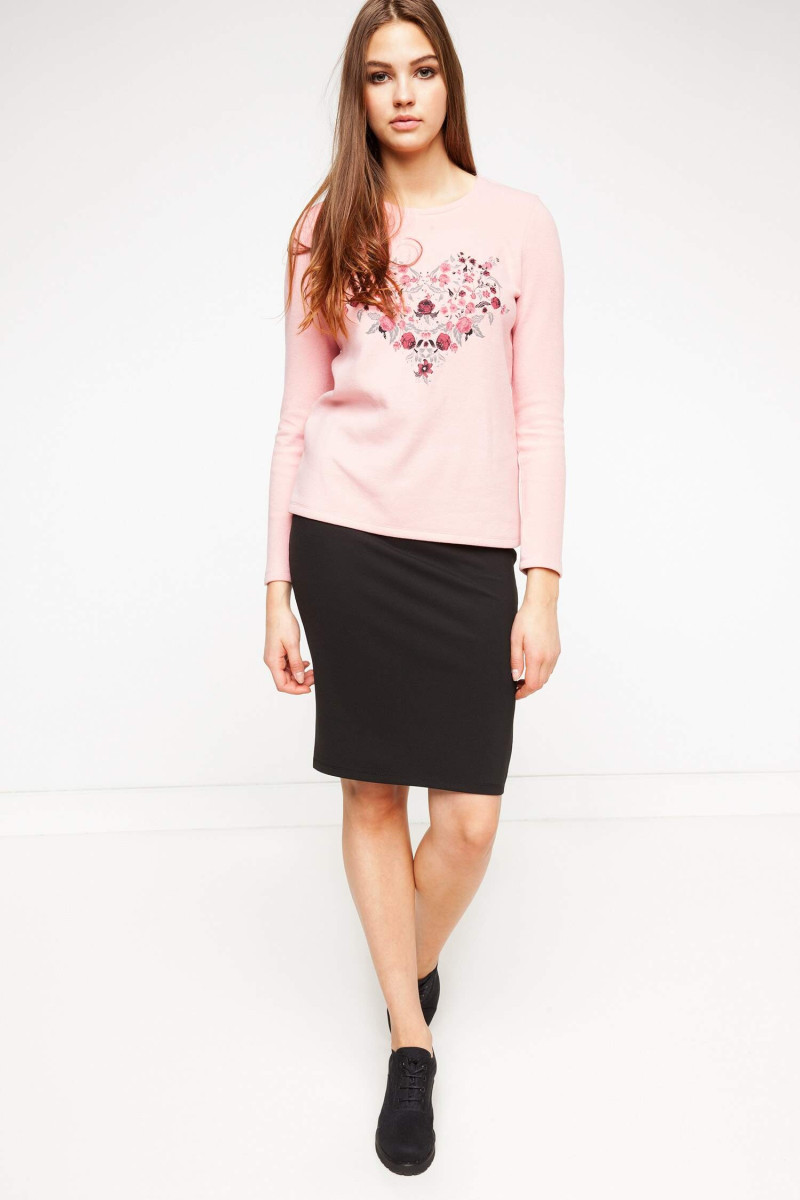 Daria Mikolajczak featured in  the DeFacto catalogue for Winter 2024