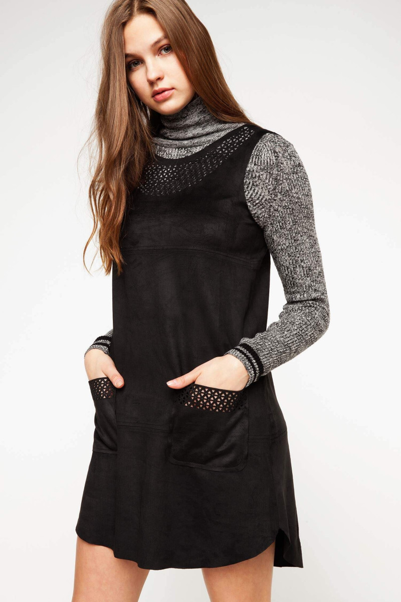 Daria Mikolajczak featured in  the DeFacto catalogue for Winter 2024