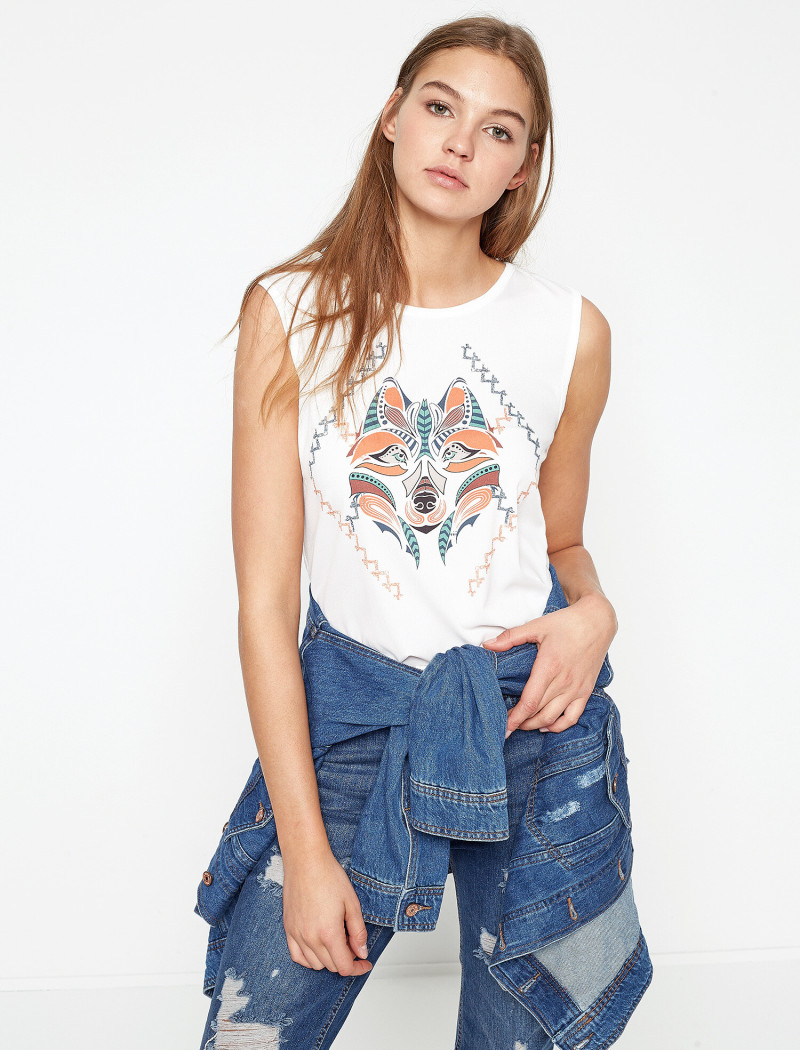 Daria Mikolajczak featured in  the Koton catalogue for Spring/Summer 2024