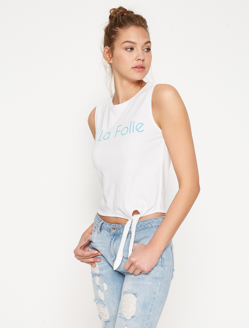 Daria Mikolajczak featured in  the Koton catalogue for Spring/Summer 2024