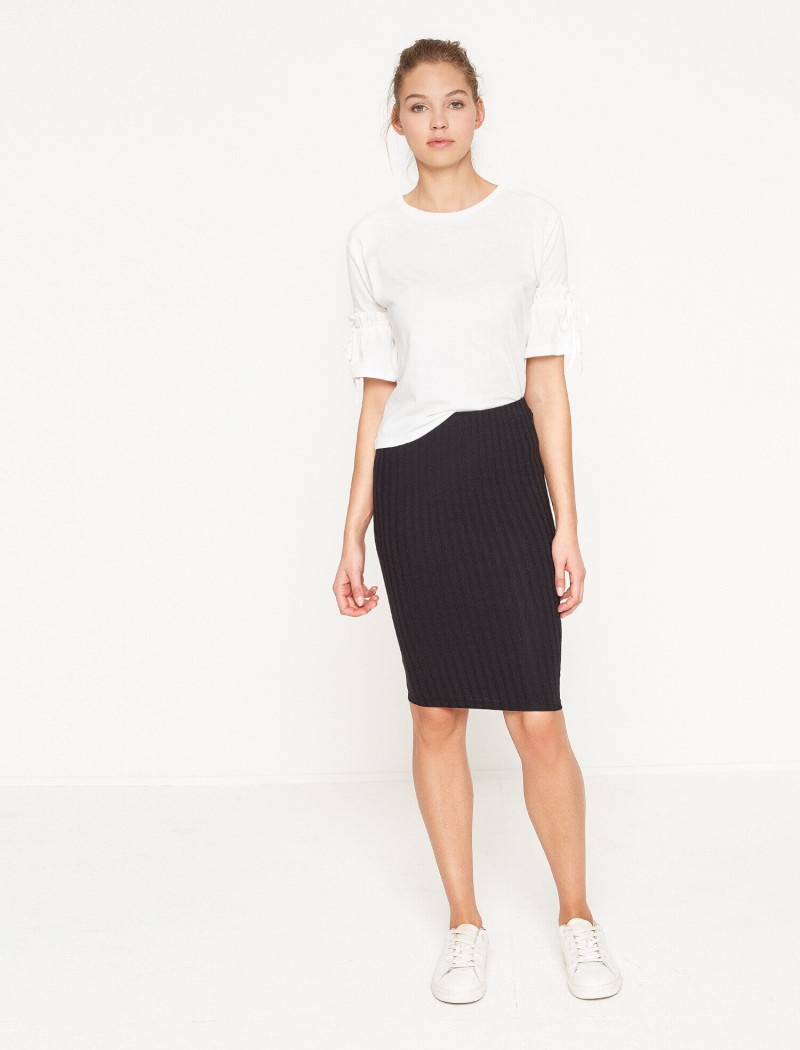 Daria Mikolajczak featured in  the Koton catalogue for Spring/Summer 2024