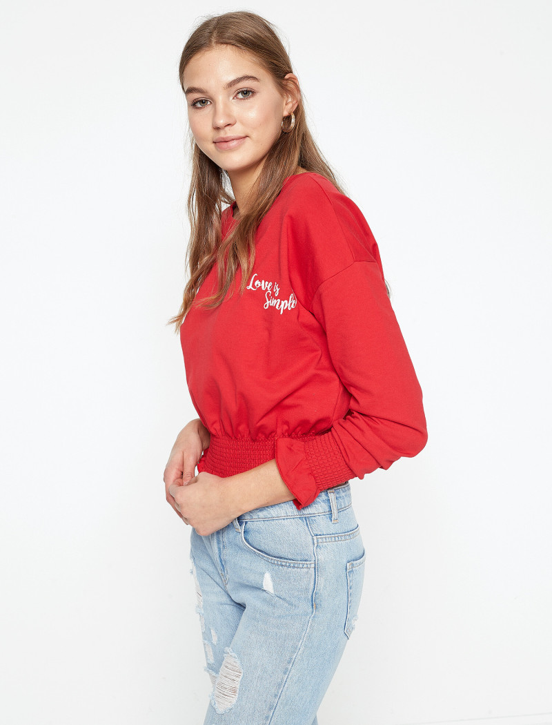 Daria Mikolajczak featured in  the Koton catalogue for Spring/Summer 2024
