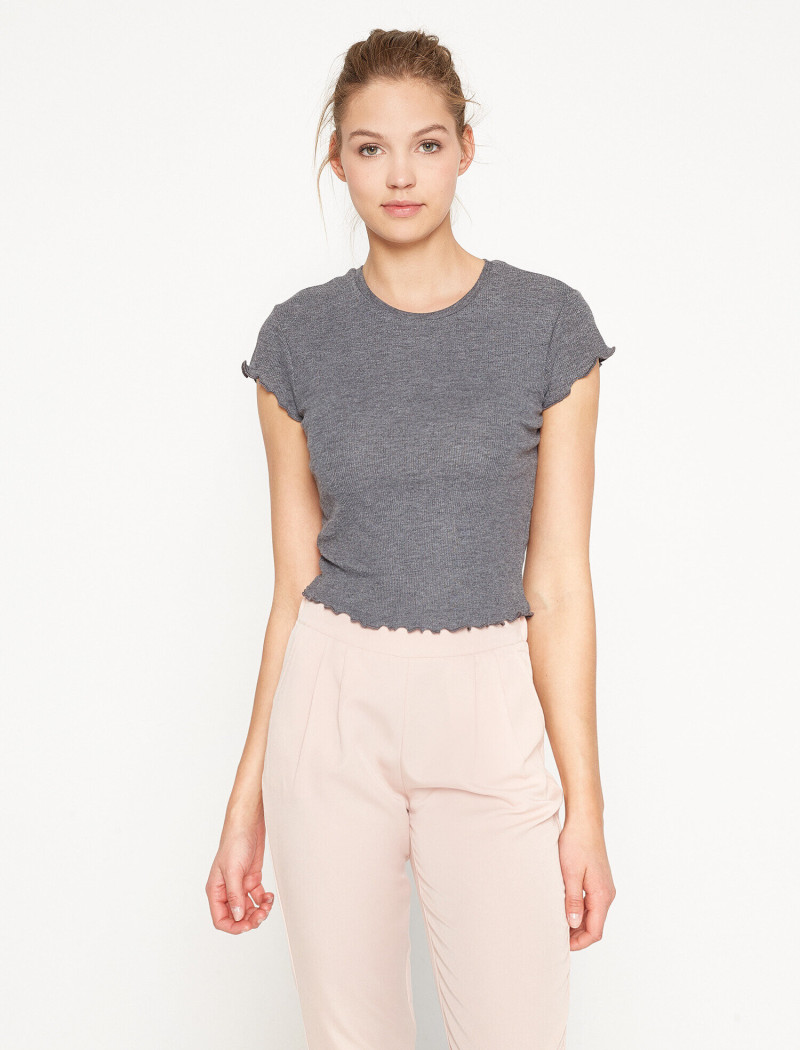 Daria Mikolajczak featured in  the Koton catalogue for Spring/Summer 2024
