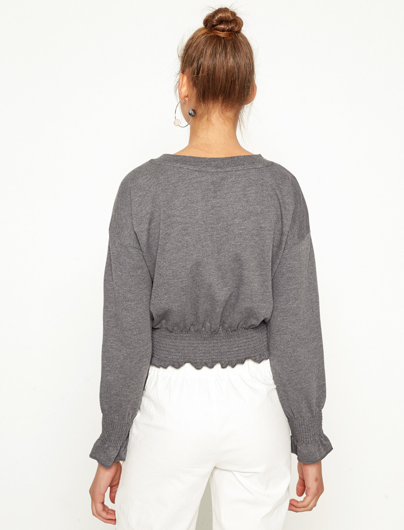 Daria Mikolajczak featured in  the Koton catalogue for Spring/Summer 2024