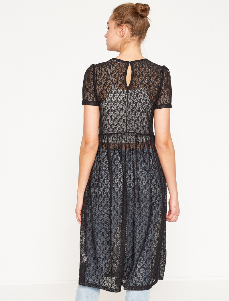 Daria Mikolajczak featured in  the Koton catalogue for Spring/Summer 2024