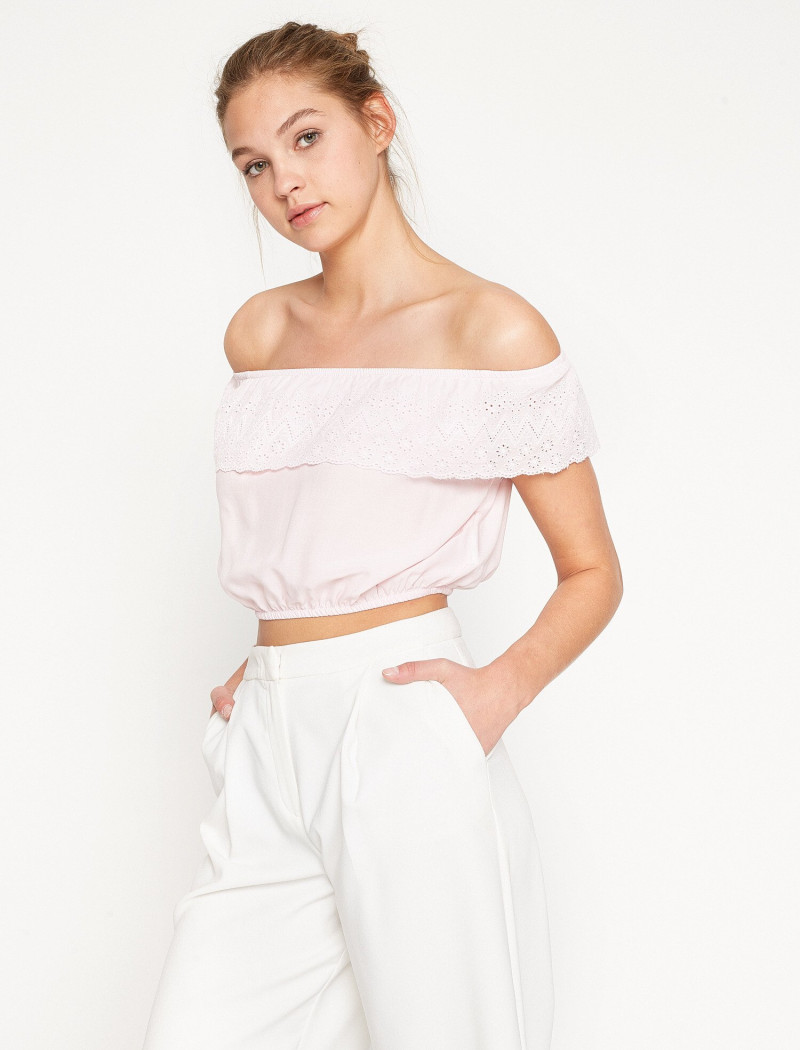 Daria Mikolajczak featured in  the Koton catalogue for Spring/Summer 2024