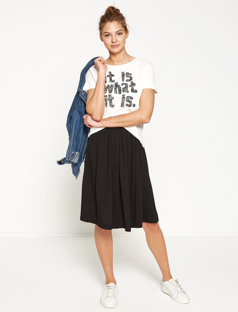 Daria Mikolajczak featured in  the Koton catalogue for Spring/Summer 2024