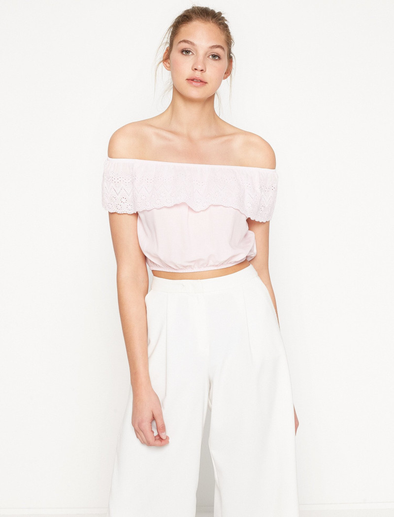 Daria Mikolajczak featured in  the Koton catalogue for Spring/Summer 2024