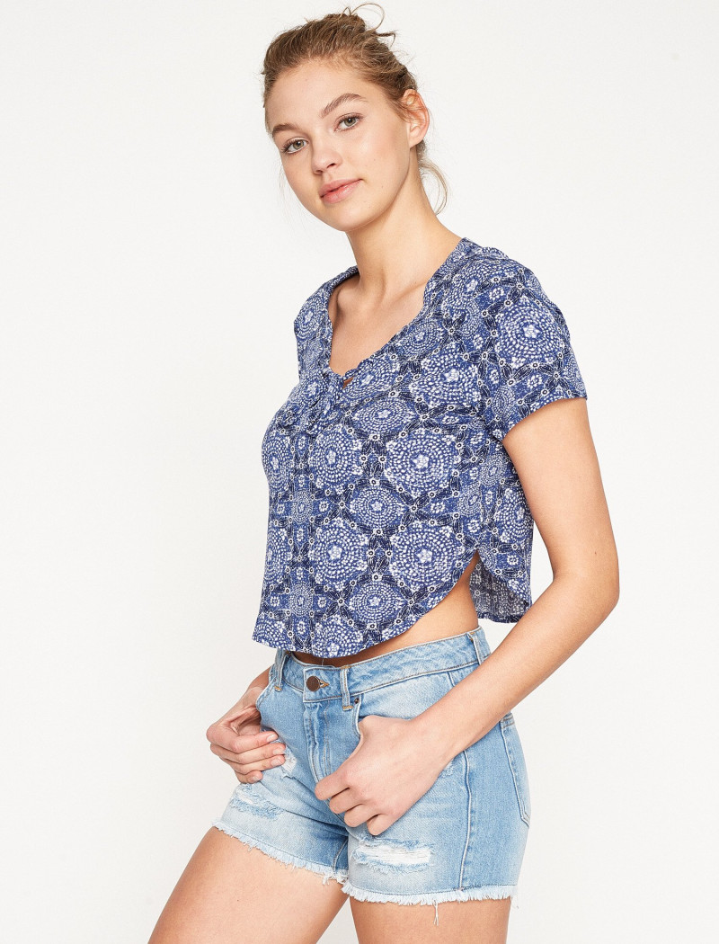 Daria Mikolajczak featured in  the Koton catalogue for Spring/Summer 2024