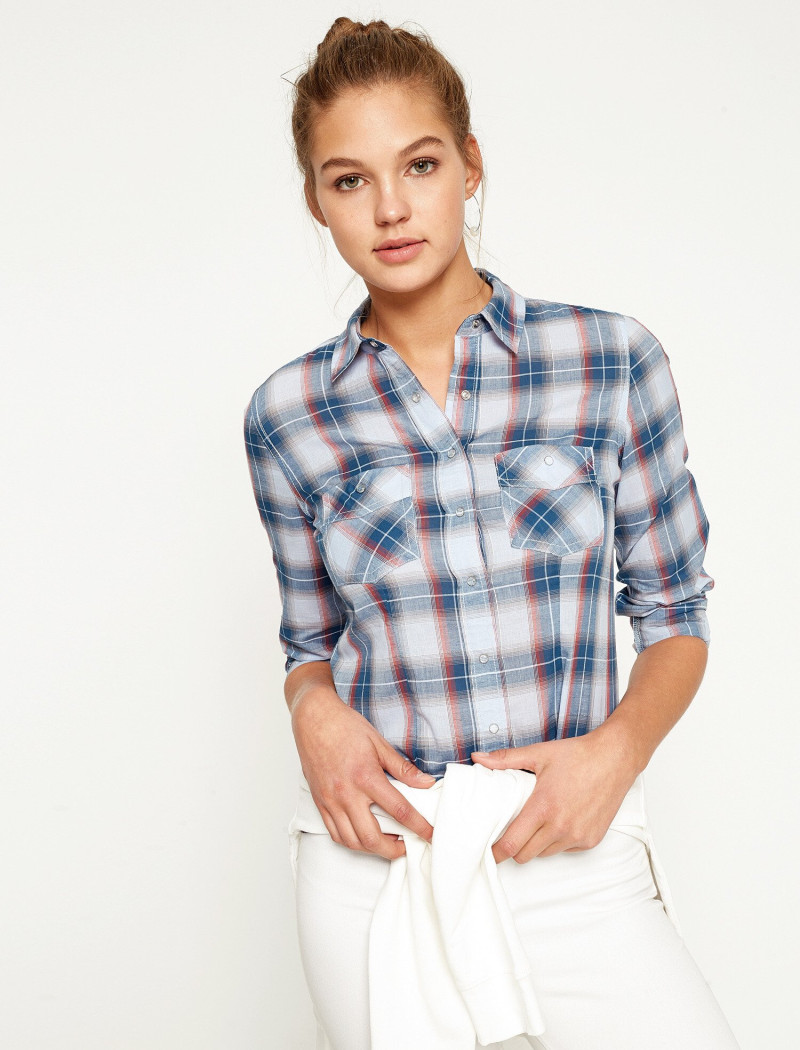 Daria Mikolajczak featured in  the Koton catalogue for Spring/Summer 2024