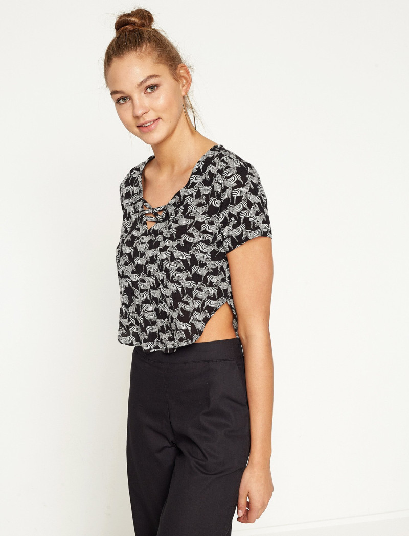 Daria Mikolajczak featured in  the Koton catalogue for Spring/Summer 2024