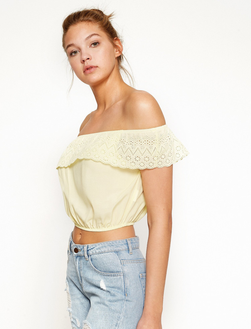 Daria Mikolajczak featured in  the Koton catalogue for Spring/Summer 2024
