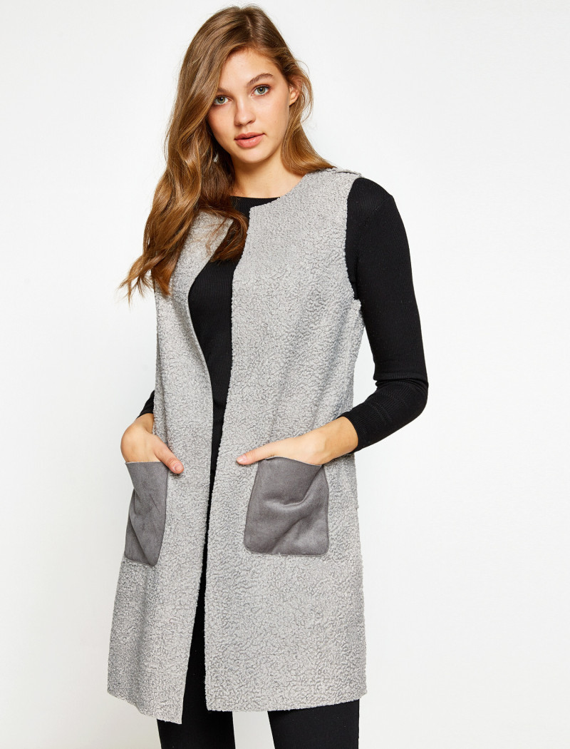 Daria Mikolajczak featured in  the Koton catalogue for Spring/Summer 2024