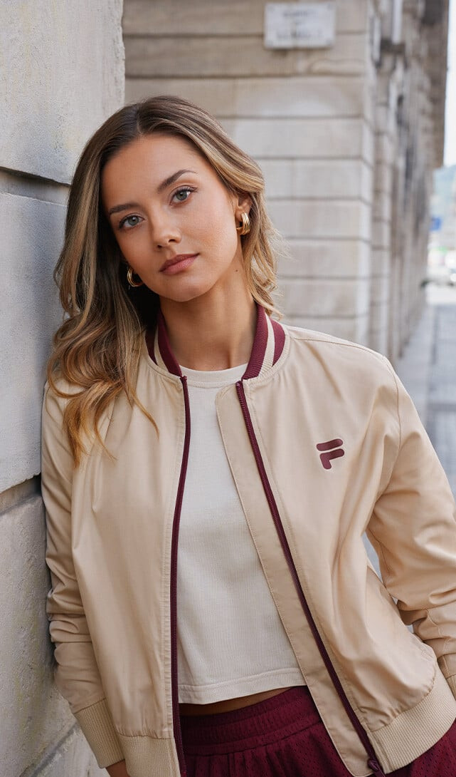 Nicola Cavanis featured in  the Deichmann advertisement for Fall 2025