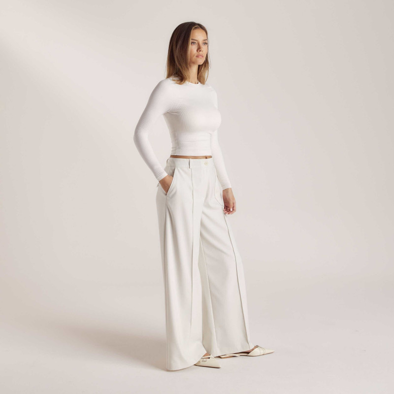 Nicola Cavanis featured in  the Lounge lookbook for Holiday 2024