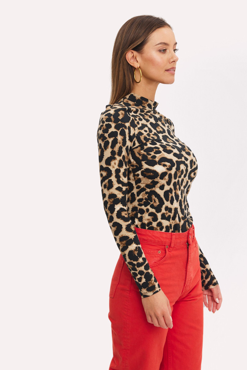 Nicola Cavanis featured in  the Loavies catalogue for Spring/Summer 2024