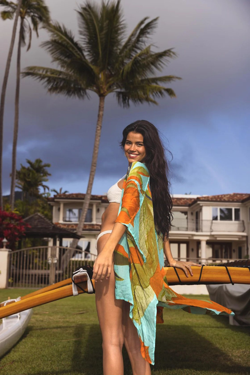 Sydnee Haney featured in  the Lulus catalogue for Summer 2025