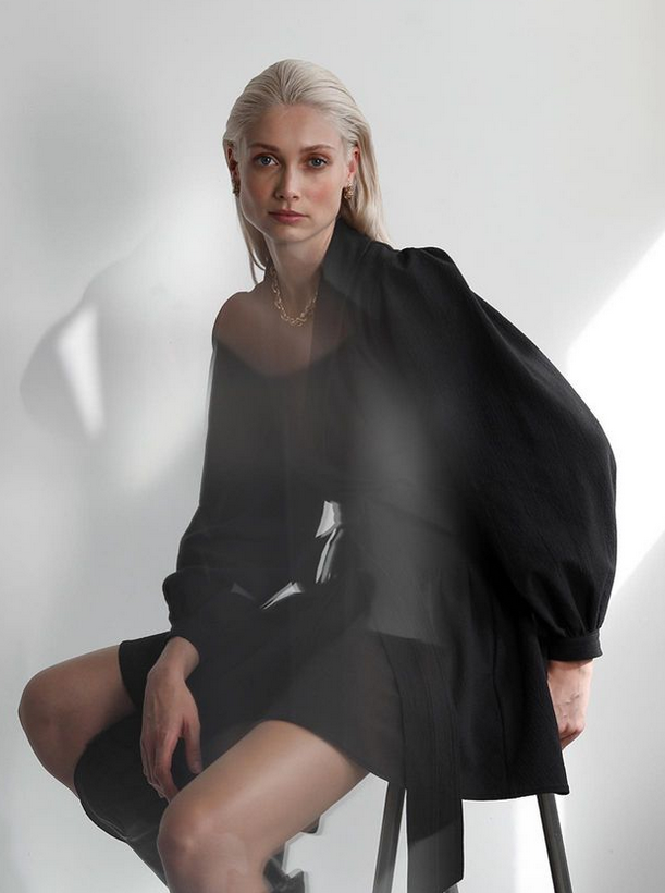 Karoline Seul featured in  the Poesie by Julie advertisement for Resort 2023