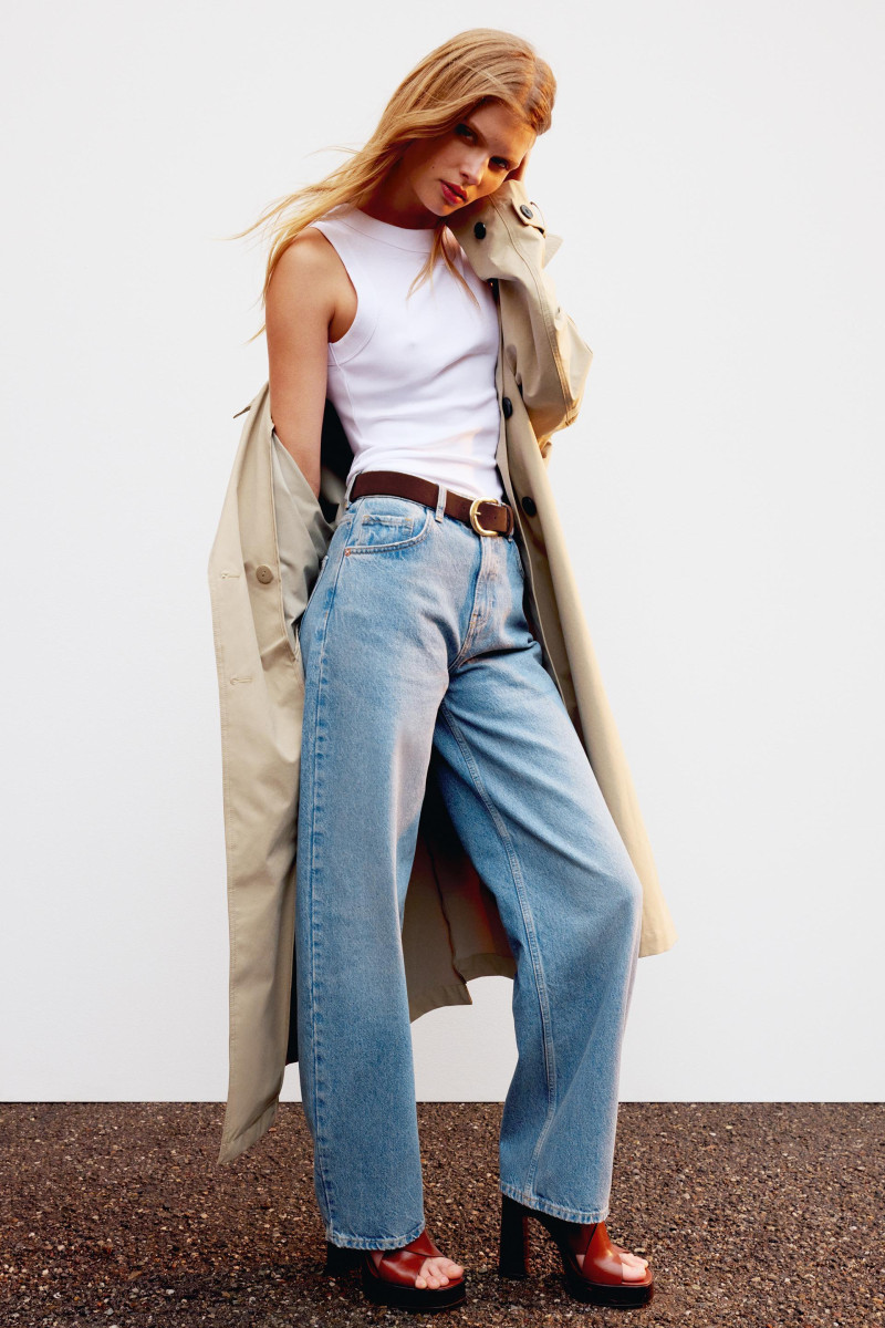 Ida Heiner featured in  the Zara advertisement for Spring/Summer 2025