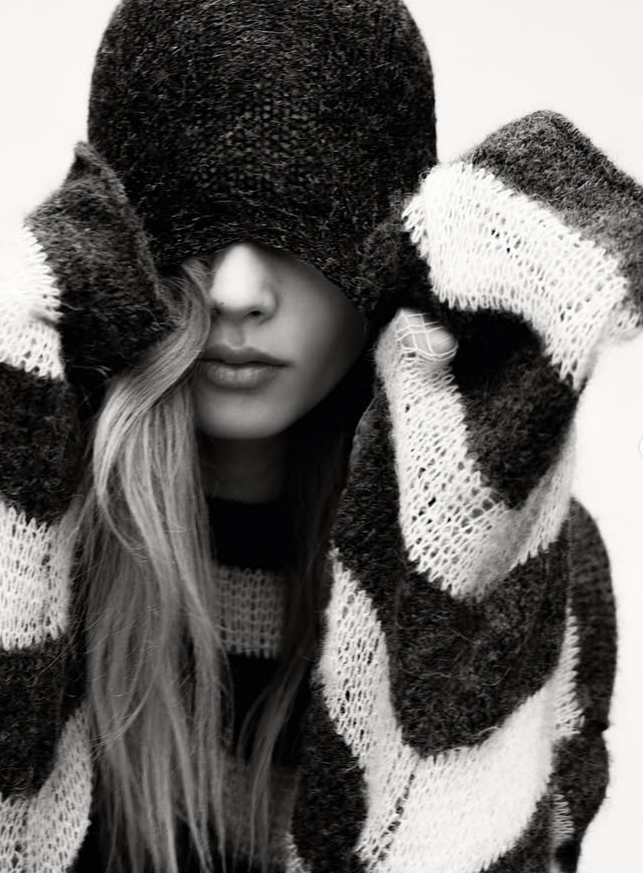 Ida Heiner featured in  the Zara advertisement for Spring/Summer 2025