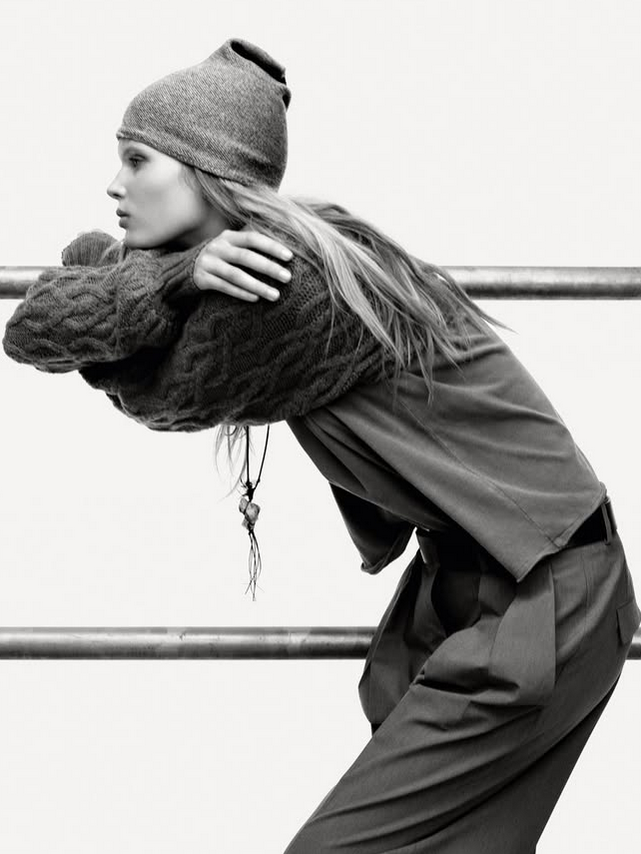 Ida Heiner featured in  the Zara advertisement for Spring/Summer 2025
