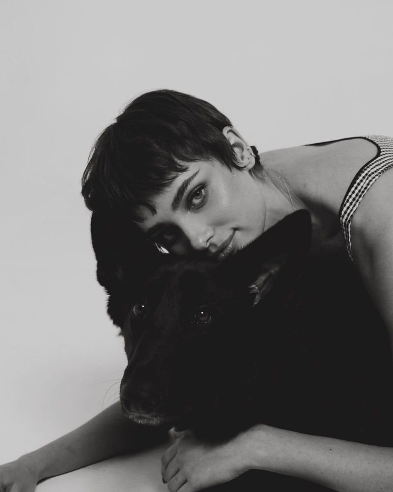 Taylor Hill featured in  the Tate & Taylor advertisement for Spring/Summer 2024