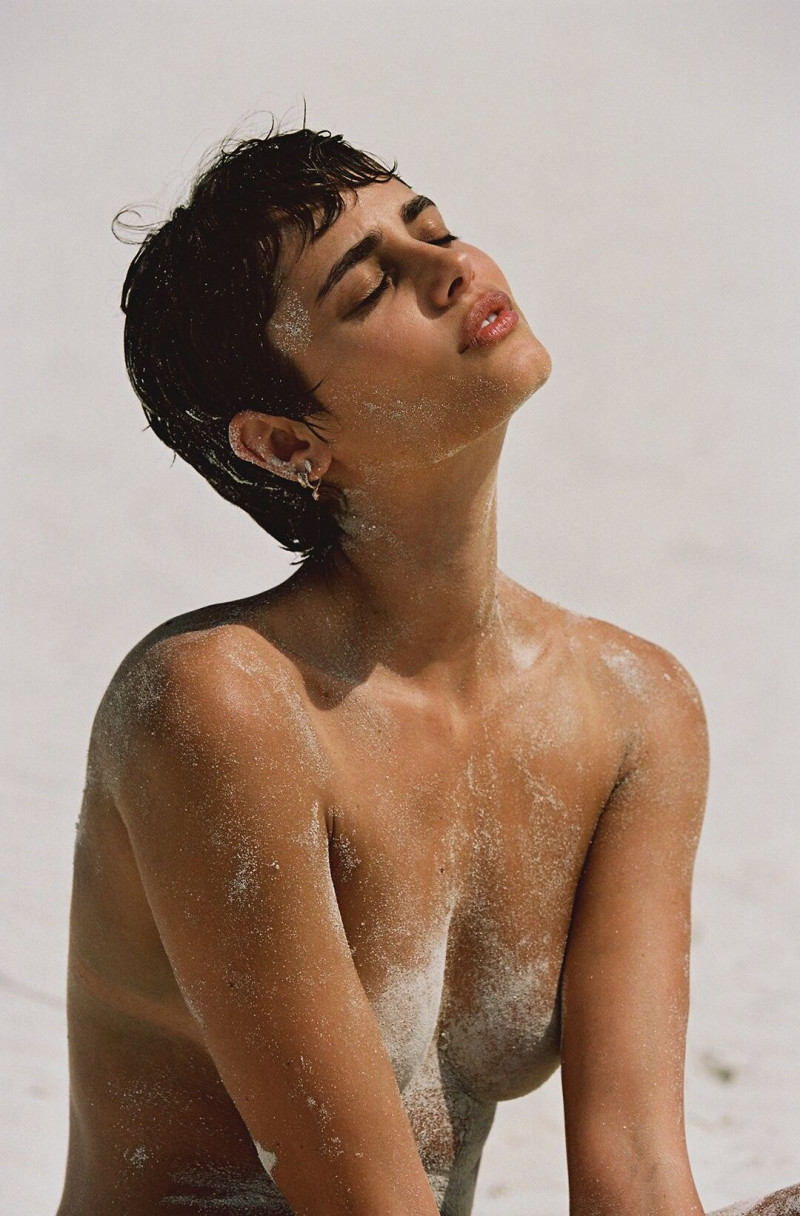Taylor Hill featured in  the Lavarice lookbook for Summer 2024