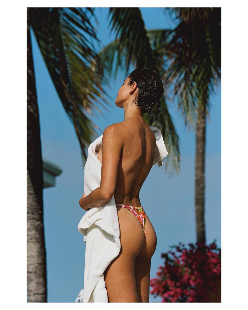 Taylor Hill featured in  the Lavarice lookbook for Summer 2024
