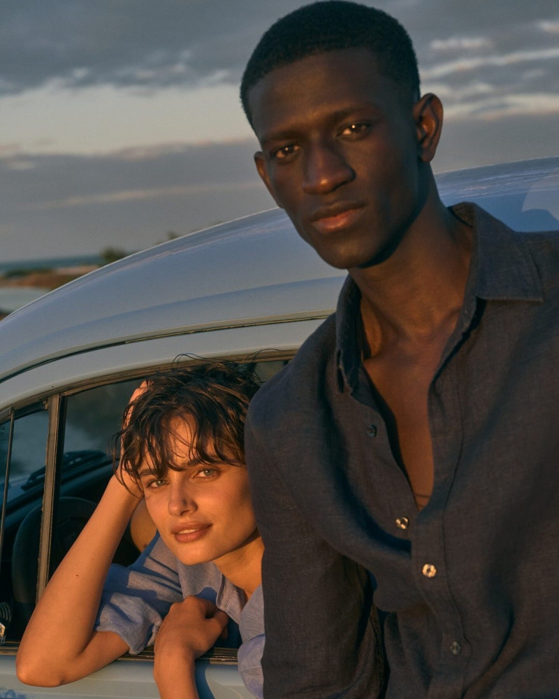 Taylor Hill featured in  the Banana Republic advertisement for Summer 2024