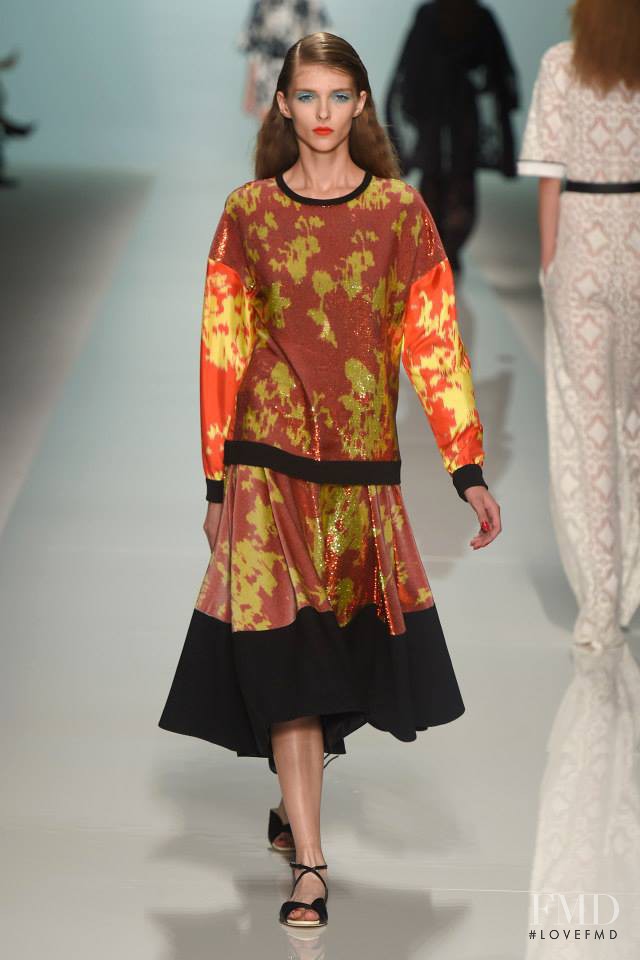 Anastasia Lagune featured in  the Emanuel Ungaro fashion show for Spring/Summer 2015