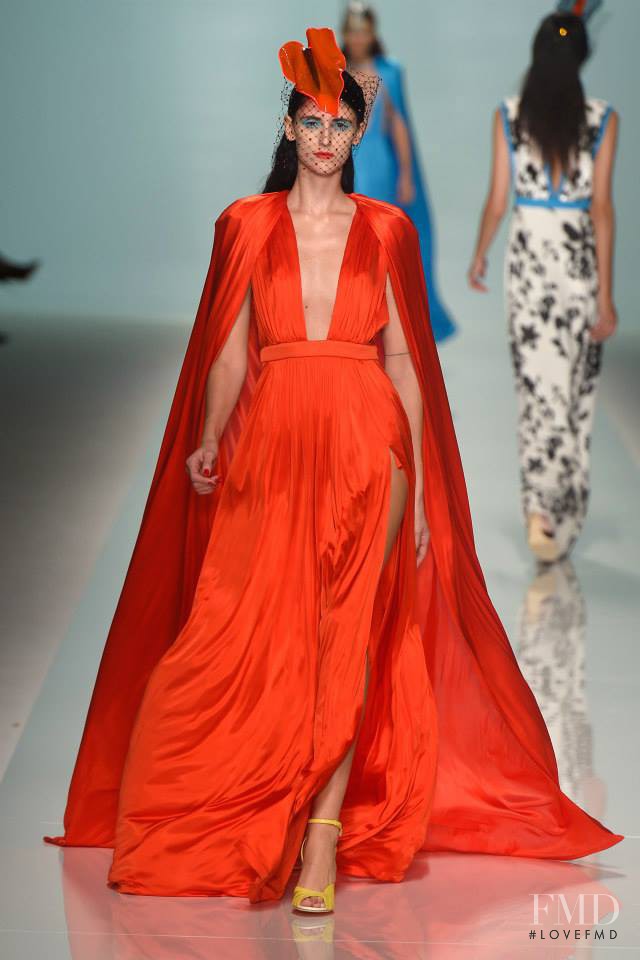Daiane Conterato featured in  the Emanuel Ungaro fashion show for Spring/Summer 2015