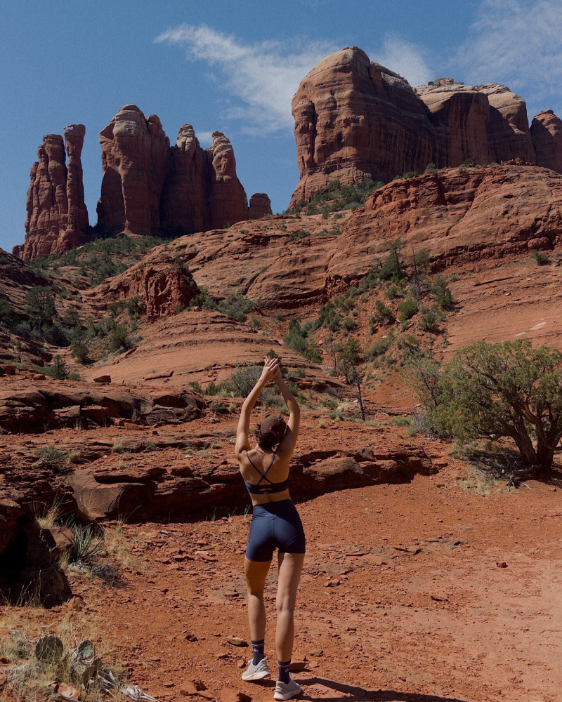 Taylor Hill featured in  the Alo Yoga advertisement for Spring/Summer 2025