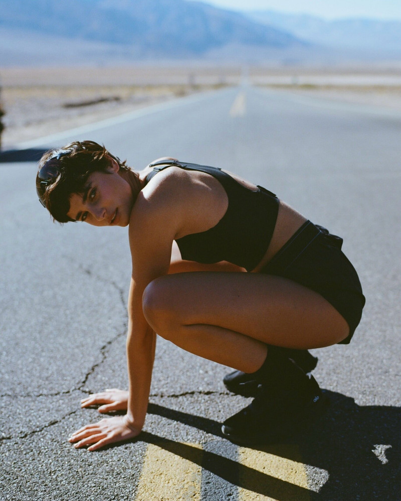 Taylor Hill featured in  the Alo Yoga advertisement for Spring/Summer 2025
