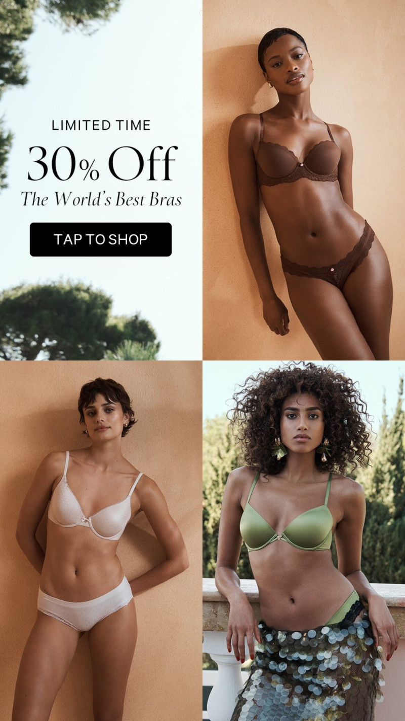 Taylor Hill featured in  the Victoria\'s Secret advertisement for Spring/Summer 2025