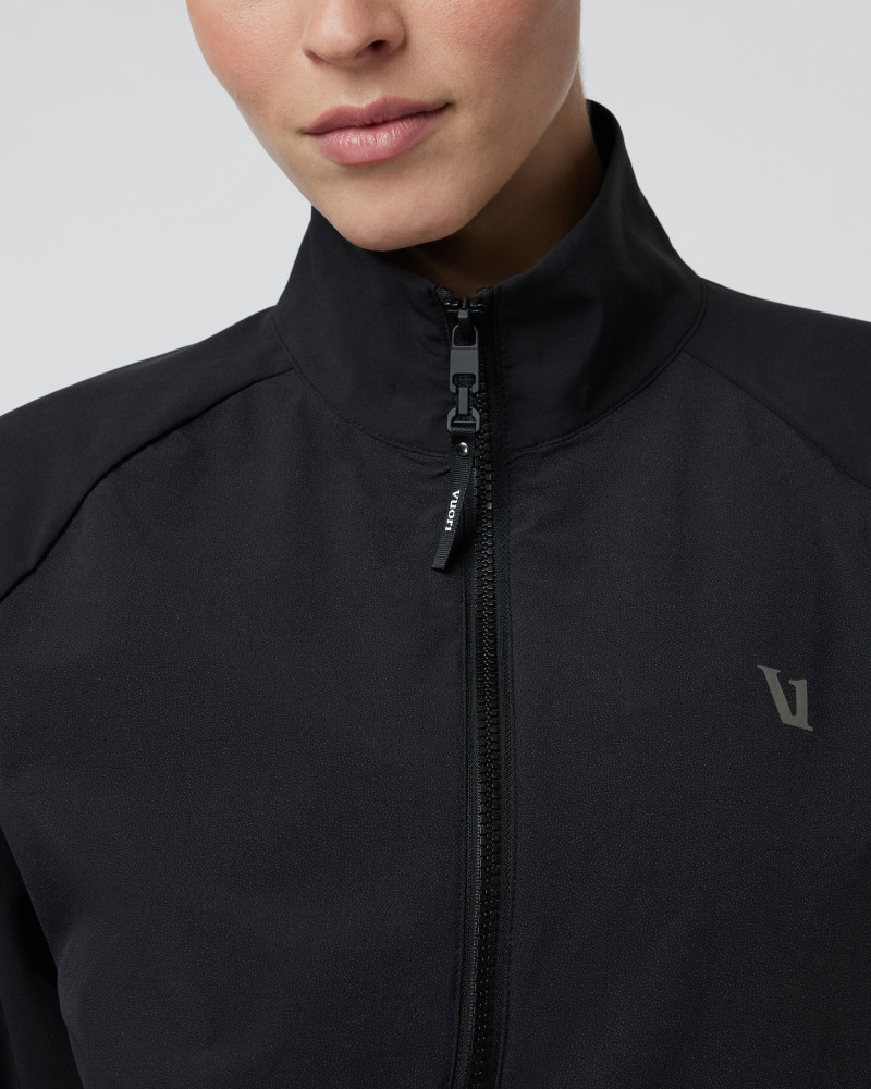 Caroline Kelley featured in  the vuori catalogue for Holiday 2024