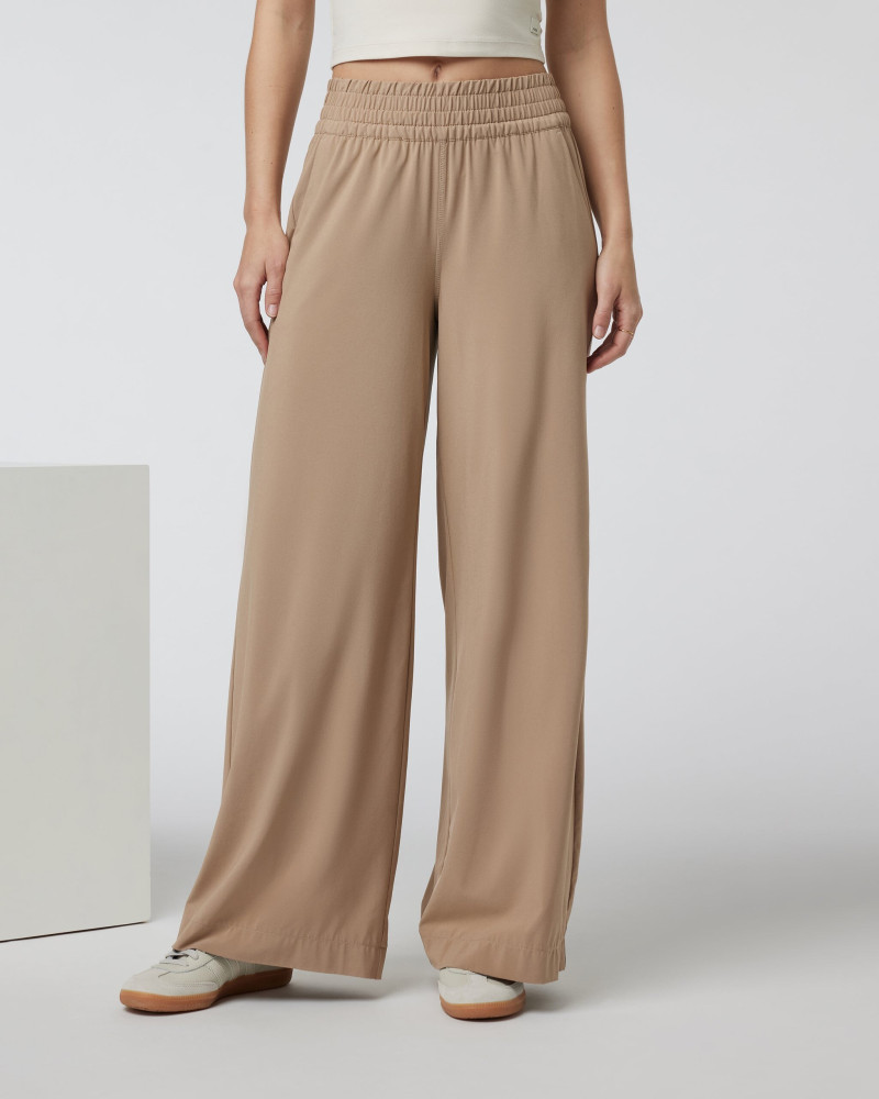 Caroline Kelley featured in  the vuori catalogue for Holiday 2024