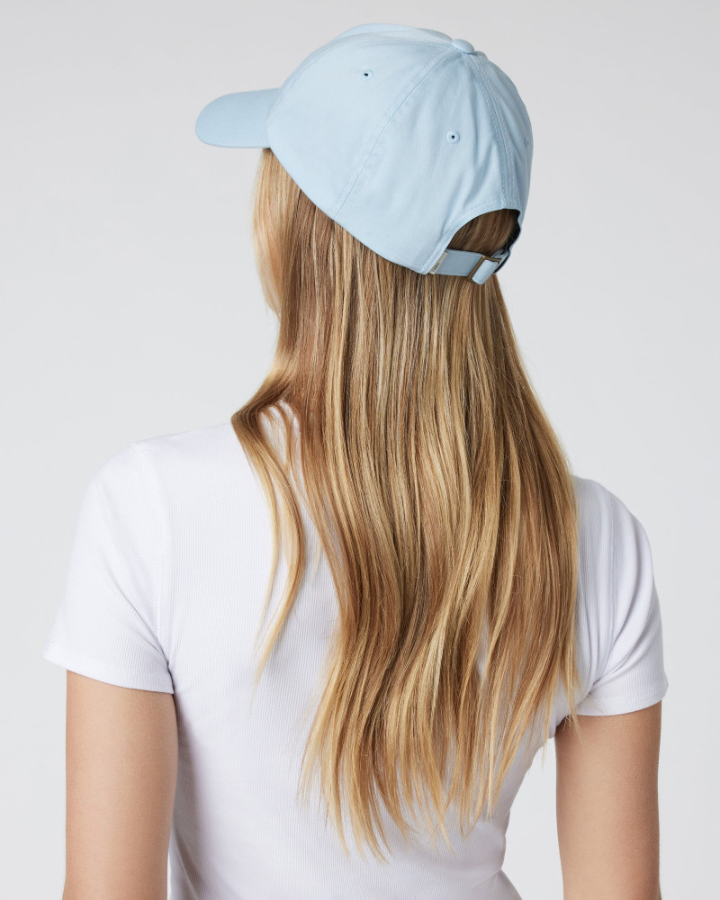 Caroline Kelley featured in  the vuori catalogue for Holiday 2024