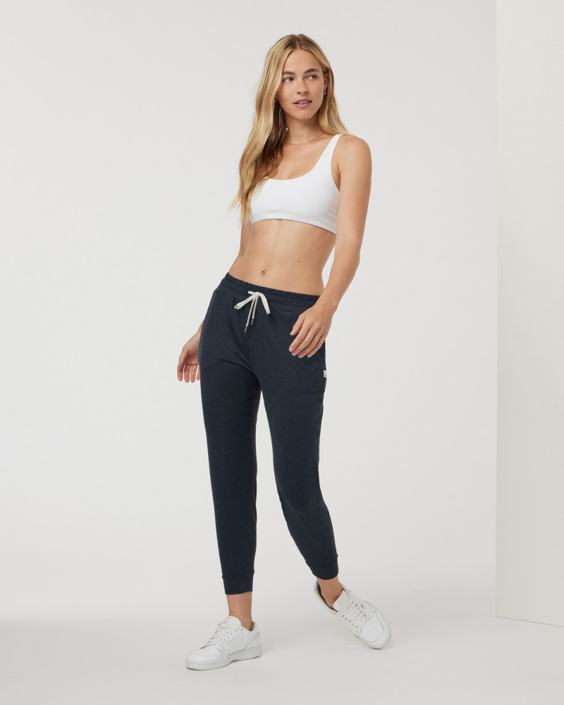 Caroline Kelley featured in  the vuori catalogue for Holiday 2024