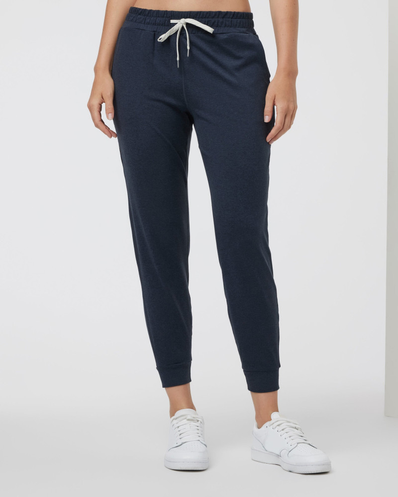 Caroline Kelley featured in  the vuori catalogue for Holiday 2024